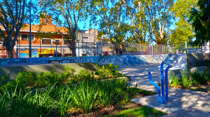 Plazoleta Elena Larroque de Roffo